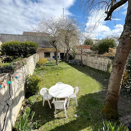 Maison Meulière Du 34e Sacre, à Proximité Du Domaine Pommery