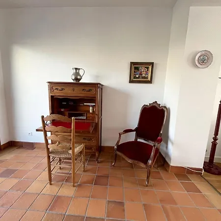 Maison Meuliere Du 34e Sacre, A Proximite Du Domaine Pommery 兰斯